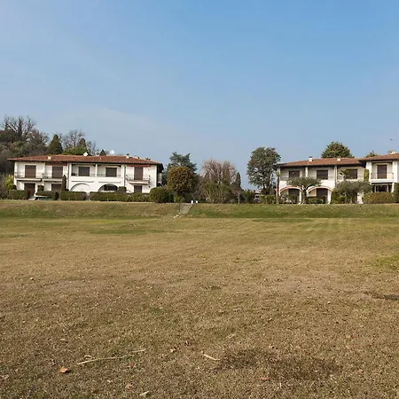 Apartment La Baia By Garda
