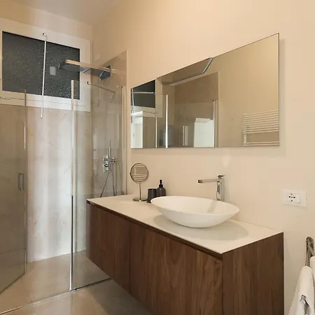 Apartment La Baia By Garda San Felice del Benaco